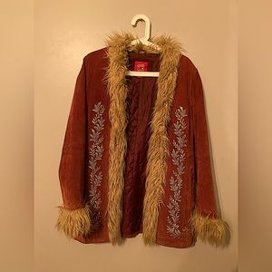 Suede/faux fur coat with gold threaded embroidery in Rust
